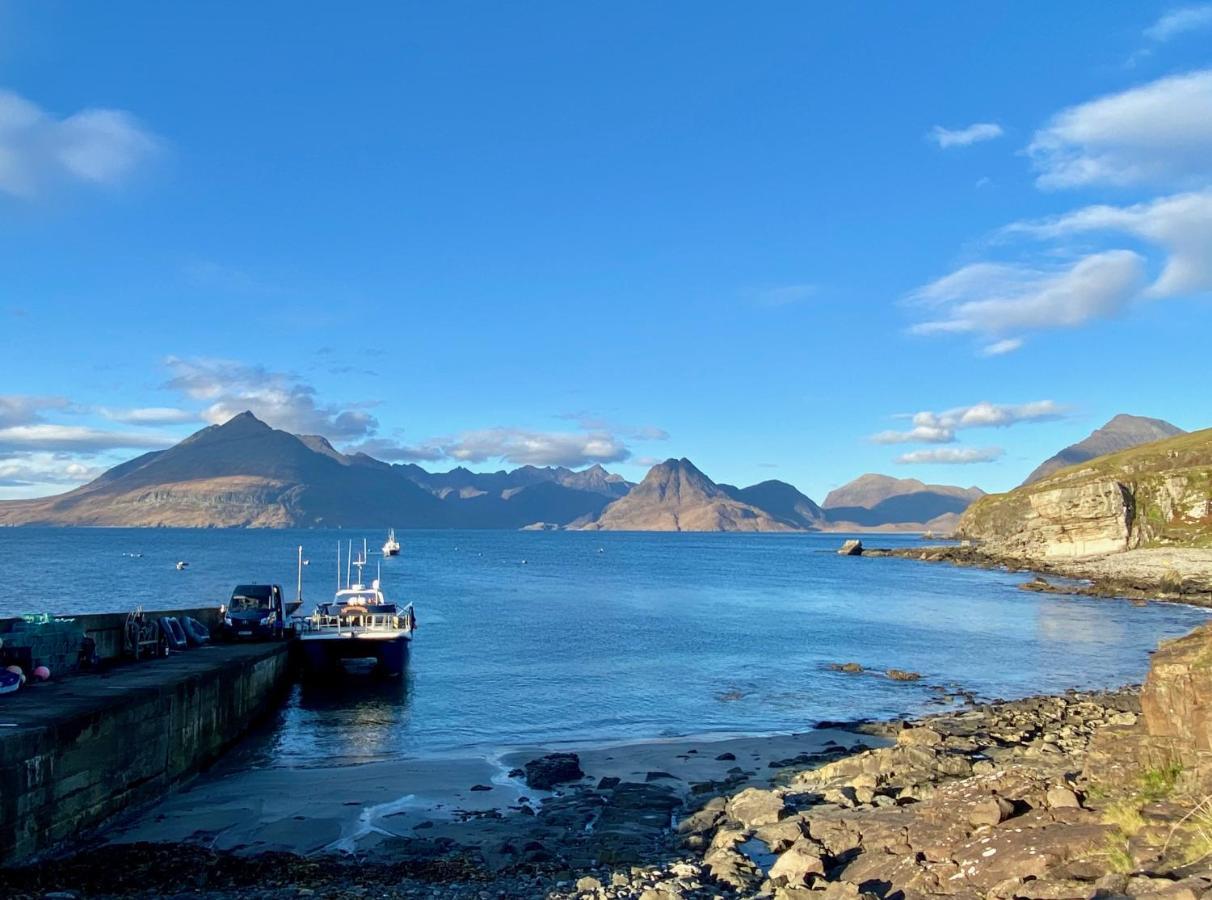 Tigh Mairi At Mary'S Thatched Cottages Elgol Exterior foto